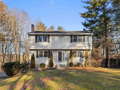 17 Gordon Avenue, Pelham, NH, 03076