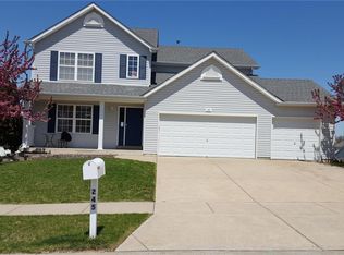 245 Ashford Oaks Dr, Wentzville, MO 63385