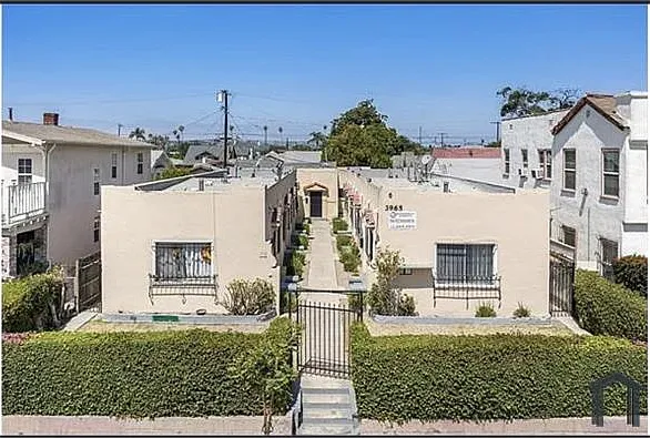 1 bed, 600 sqft, $2,100 — Photo 2