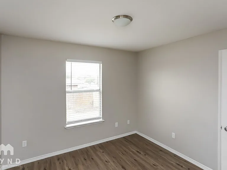 4725 Orchard Ridge Dr — Photo 12