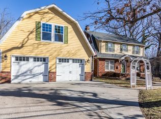 1727 Green Berry Rd, Jefferson City, MO 65101