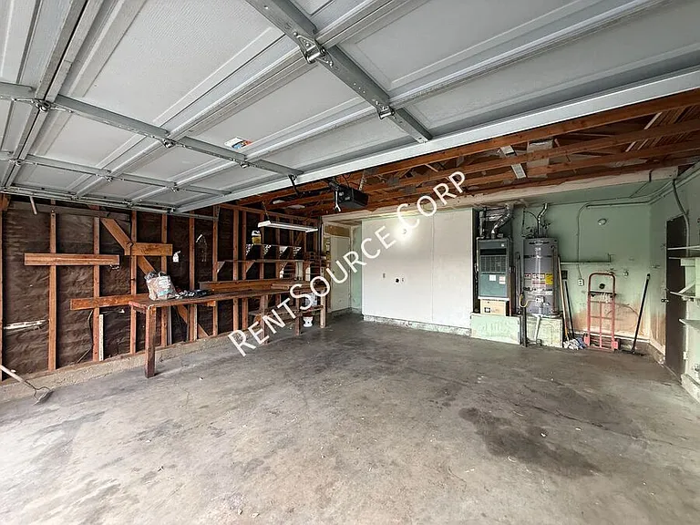 519 W Avenue J15 — Photo 18
