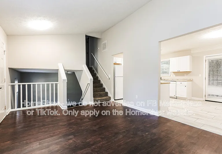 6355 Peppermill Ln — Photo 7