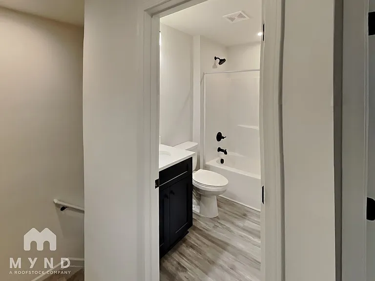 8019 Pleasant Grove Rd — Photo 24