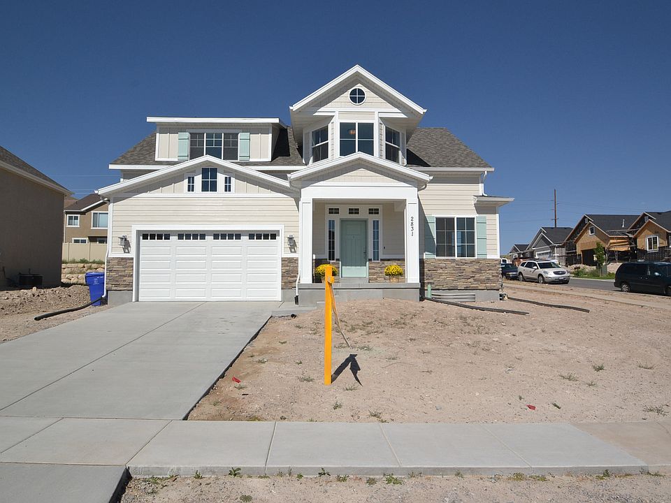 Front view before lawn