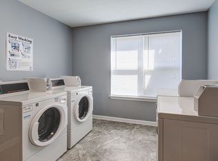 Viewmont Square, Hickory, NC 28601