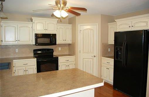 5th image of 2113 Cottonwood St