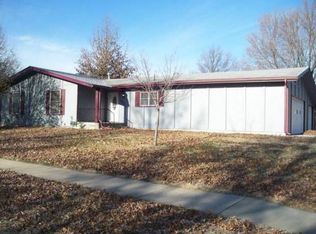 1201 SW Belle Ave, Topeka, KS 66604