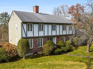 65 Temple Rd, Wellesley, MA 02482