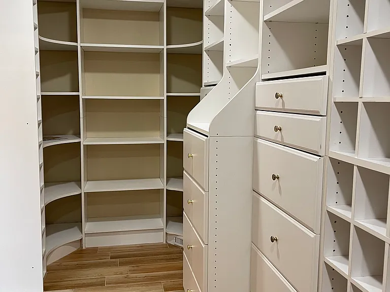 Arrowhead Dr — Photo 16
