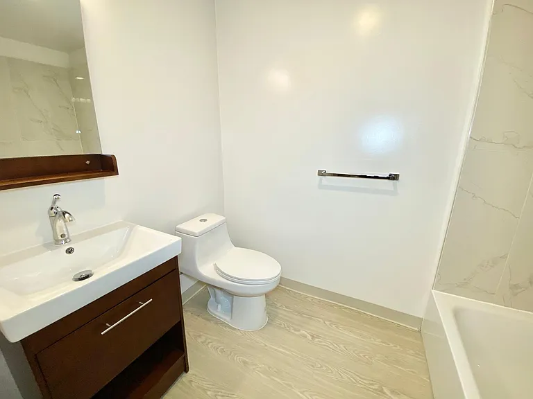 750 Harrison St — Photo 18