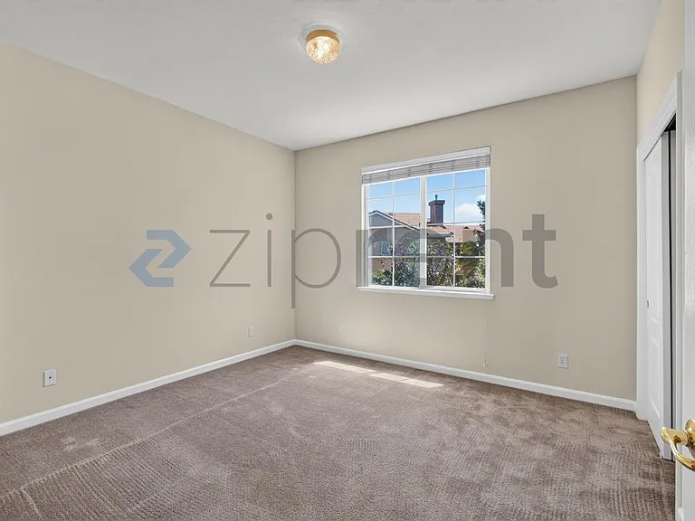 166 Barcelona Dr — Photo 25