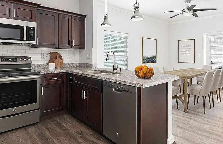 Valley Farms Apartment Homes — Photo 1