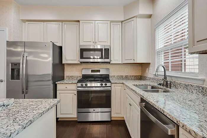 8954 Ringview Dr — Photo 15