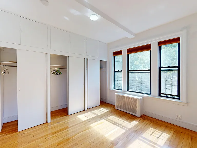 325 W 77th St #3A — Photo 7