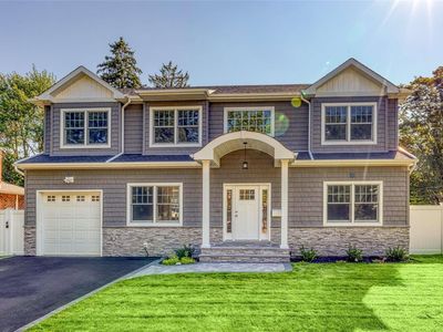 15 Abbey Lane, Plainview, NY, 11803