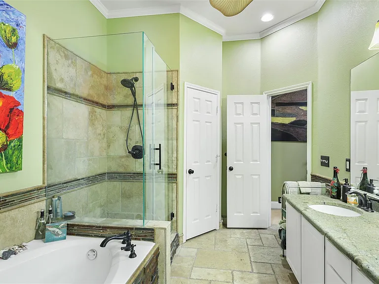 11536 Las Polamas Dr — Photo 15