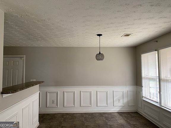 3rd image of 1147 Dunivin Dr