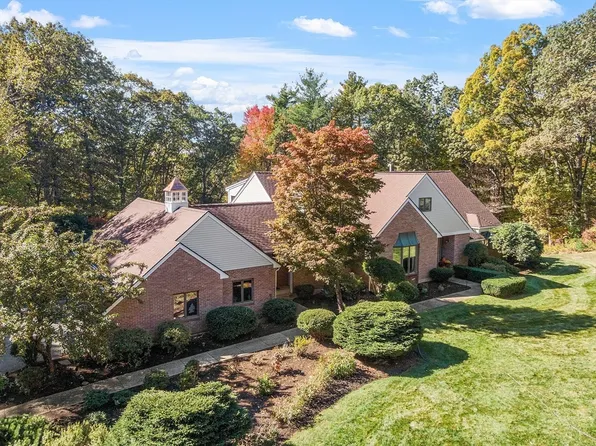 24 Long Hl, Boxford, MA 01921