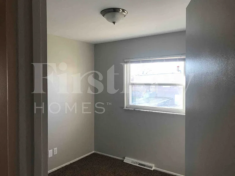 5994 Waldway Ln — Photo 11