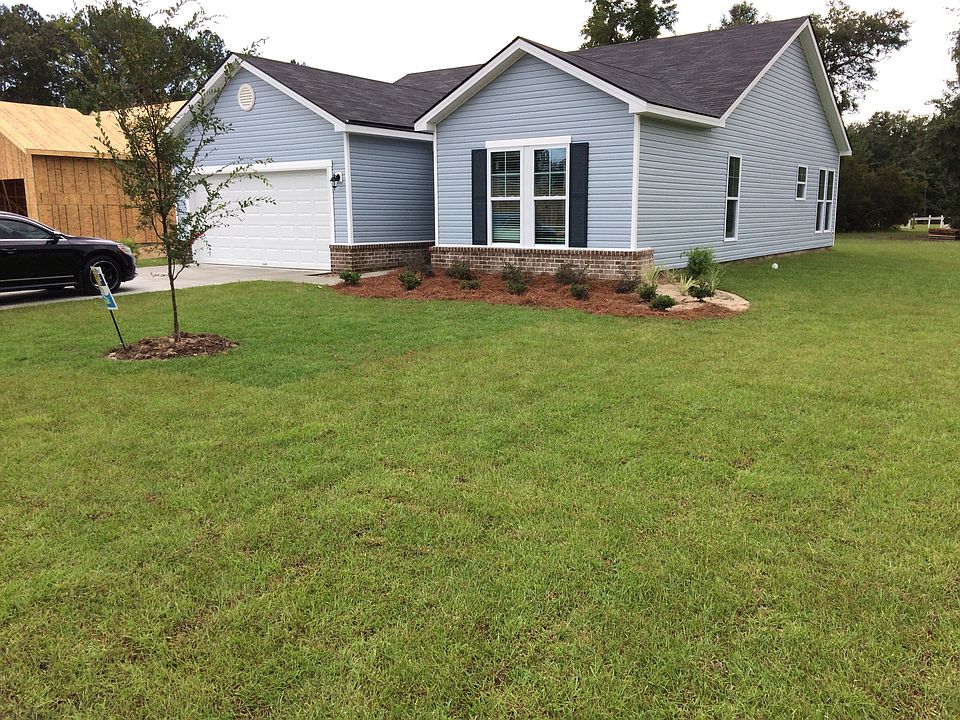 2nd image of 28 Okatie Park Pl