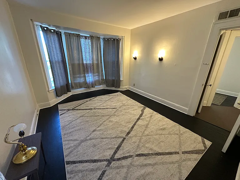 2449 Delaware Ave #2UPR — Photo 14