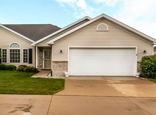 2115 W Jubilee Ln, Dunlap, IL 61525