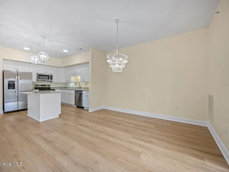 200 Lighthouse Ln #B3 — Photo 10