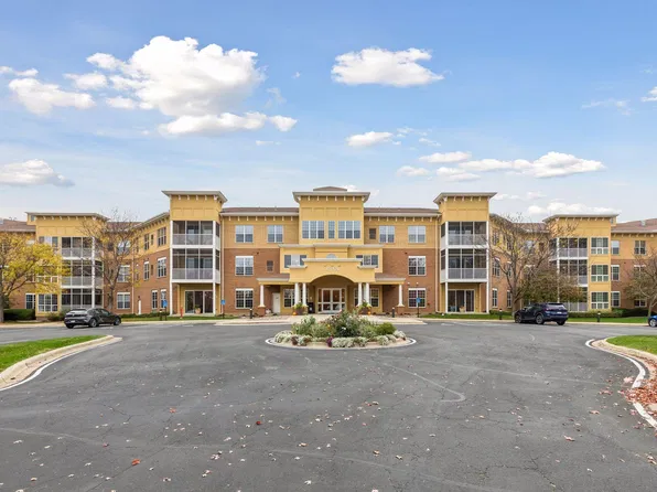 15001 Burnhaven Dr Unit 120, Burnsville, MN 55306