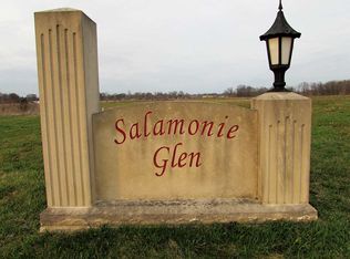 453 Arbor Ln, Huntington, IN 46750