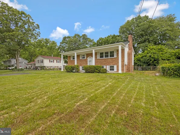 4210 Corcoran St, Alexandria, VA 22309