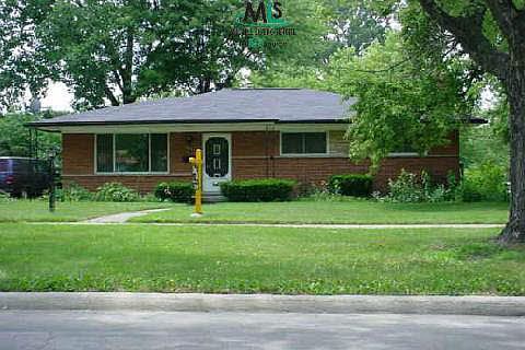 1st image of 25055 Pierce St