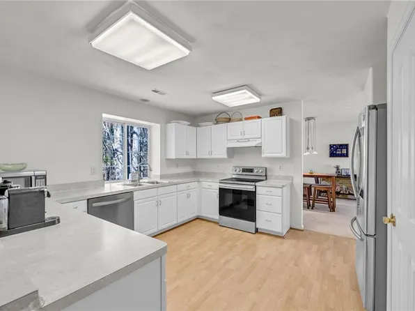 617 Prince Andrew Ct, Chesapeake, VA 23320