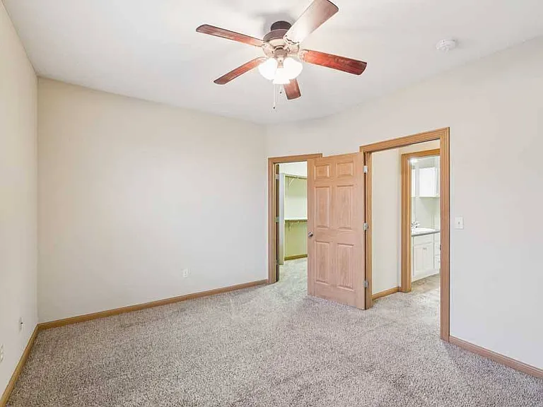 Stone Ridge Estates Apartments & Duplexes — Photo 107