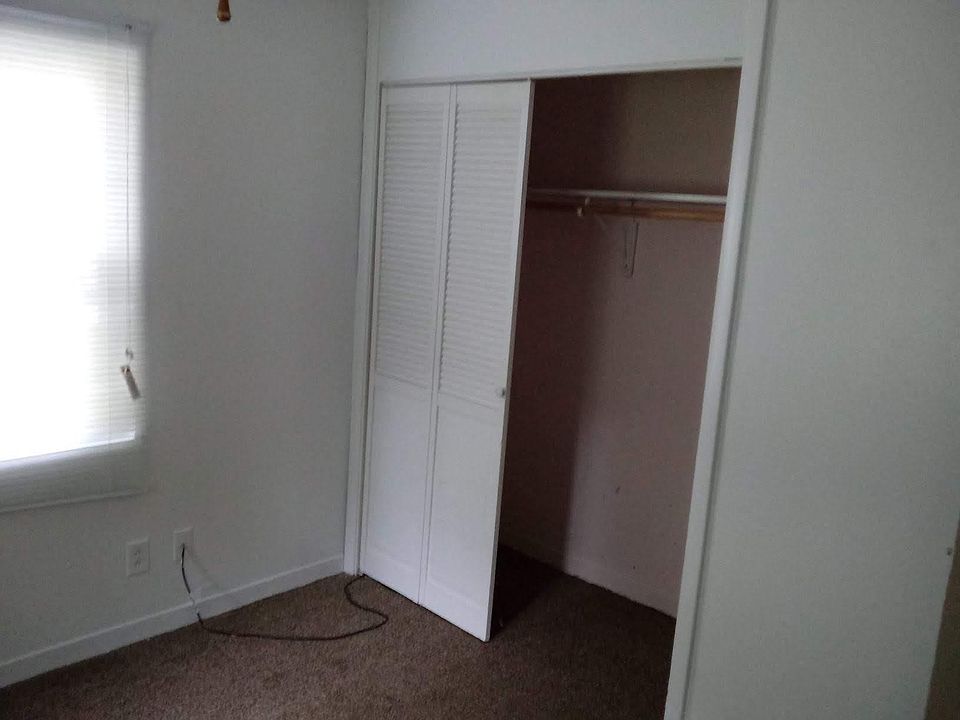 2nd image of 3467 SW Kirklawn Ave