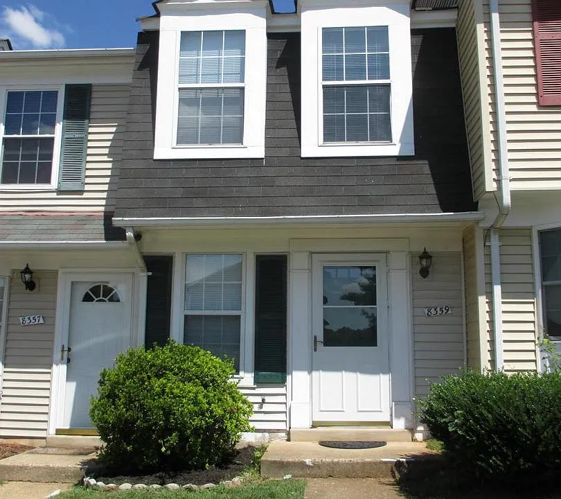8359 Felsted Ln