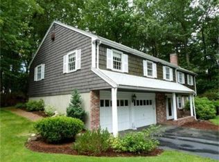 2 Landau Ln, Andover, MA 01810
