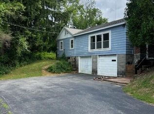 237 Forts Ferry Rd, Latham, NY 12110