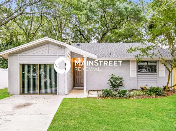 2101 Fairway Villas Ln S, Atlantic Beach, FL 32233