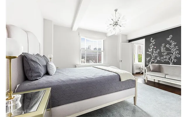 Sold by Douglas Elliman | media 15