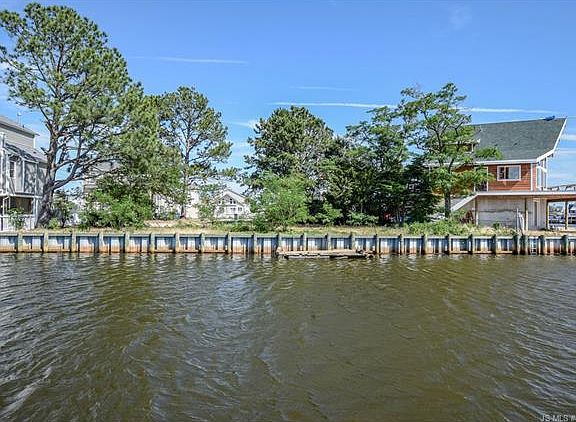 2nd image of 112 Albert Dr