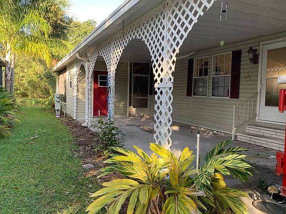 4th image of 3216 Park Walk Ct