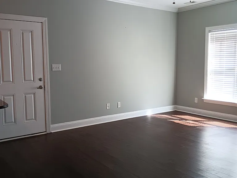 3825 Galantis Dr #G — Photo 12