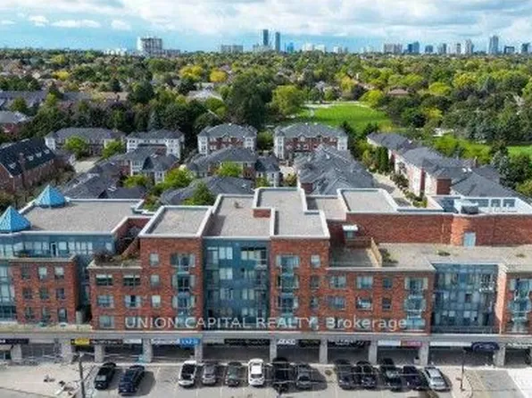 7398 Yonge St #313, Vaughan, ON L4J 8J2