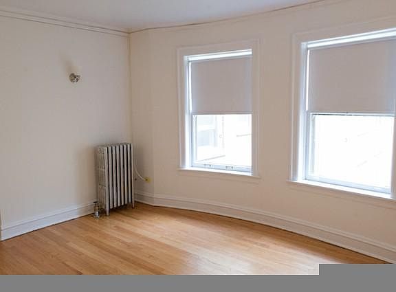 2nd image of 1608 W Sunnyside Ave #4500-1N