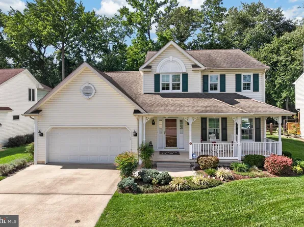 412 Douglas D Alley Dr, Newark, DE 19713