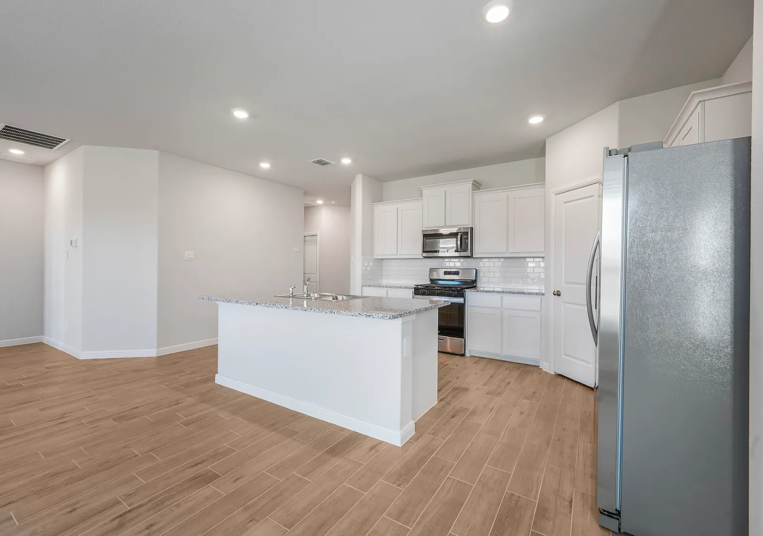 Springhill South — Photo 4