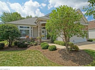 11386 S Forest Dr, Painesville, OH 44077