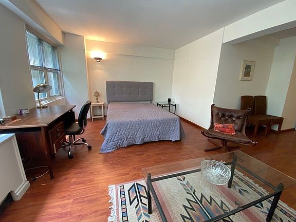 4th image of 210 E 63rd St APT 5D