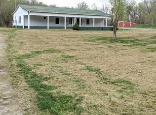 7549 S Locust Grove Rd, Hardinsburg, IN 47125